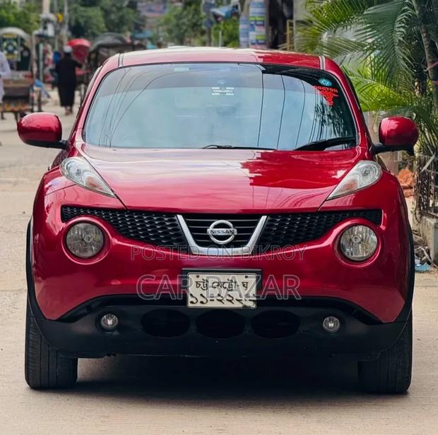 Nissan Juke S 2011 Red