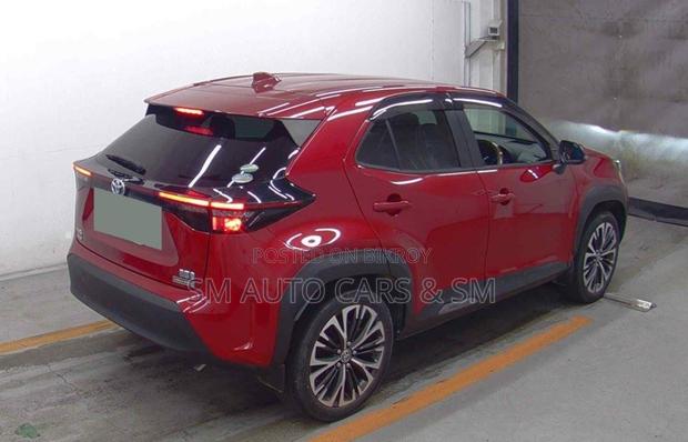Toyota Yaris Cross 1.5 Hybrid FWD 2021 Red