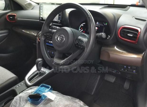 Toyota Yaris Cross 1.5 Hybrid FWD 2021 Black