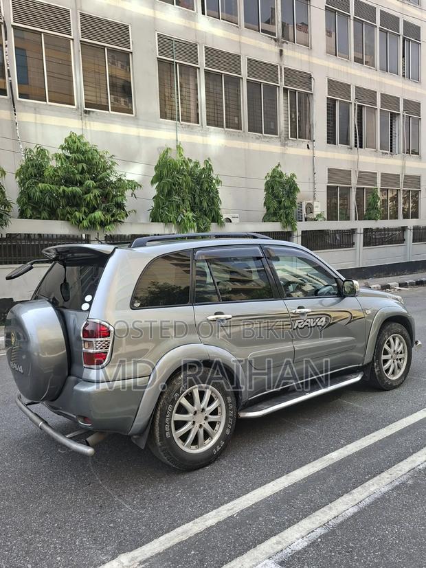 Toyota RAV4 2005 Gray