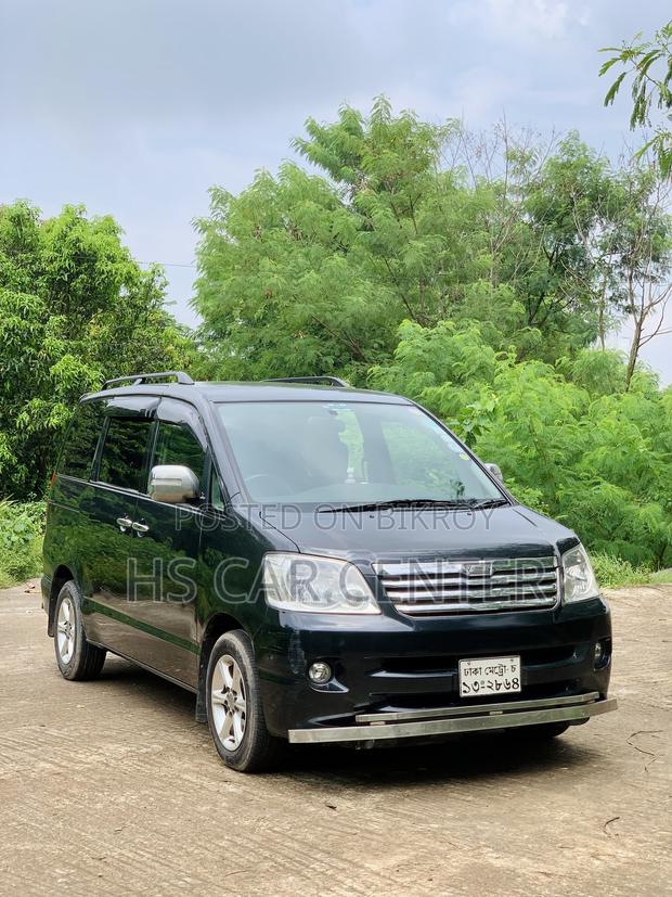 Toyota Noah 2.0 FWD (8 Seater) 2004 Gray