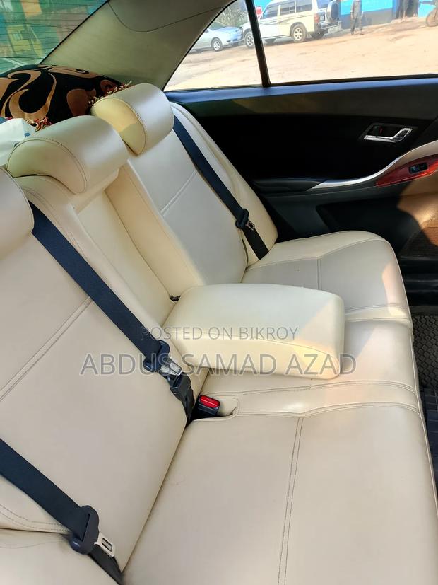 Toyota Premio 2010 Black