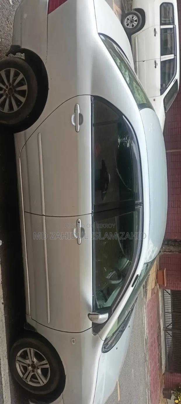 Toyota Corolla 2004 Silver