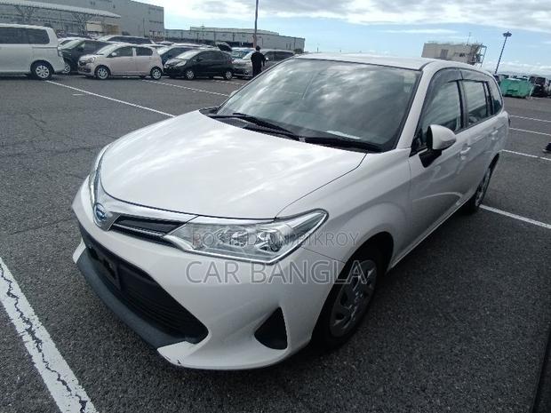 Toyota Corolla Fielder 2021 White