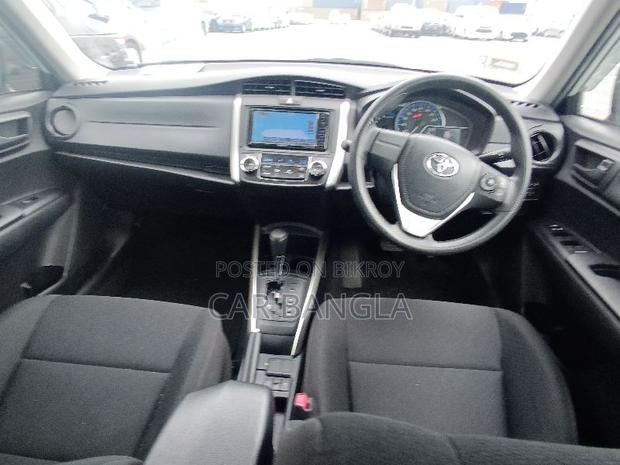 Toyota Corolla Fielder 2021 White