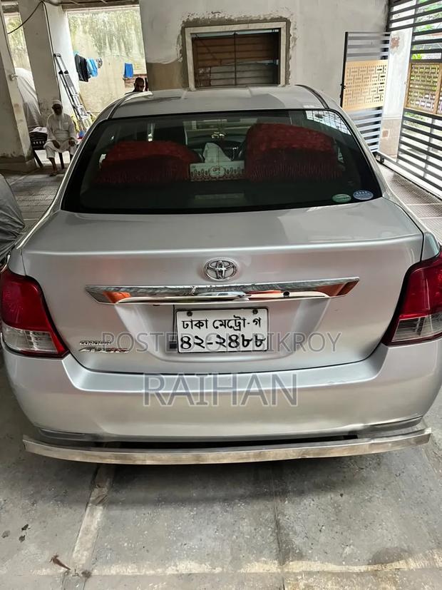 Toyota Axio 2013 Silver