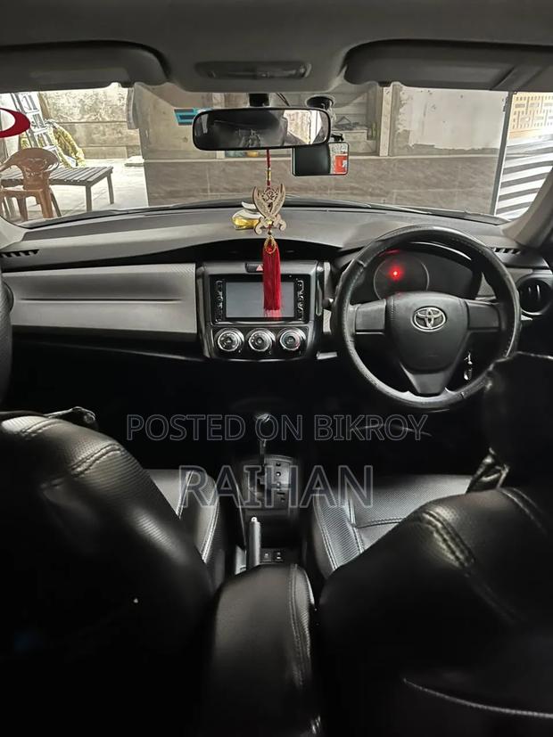 Toyota Axio 2013 Silver