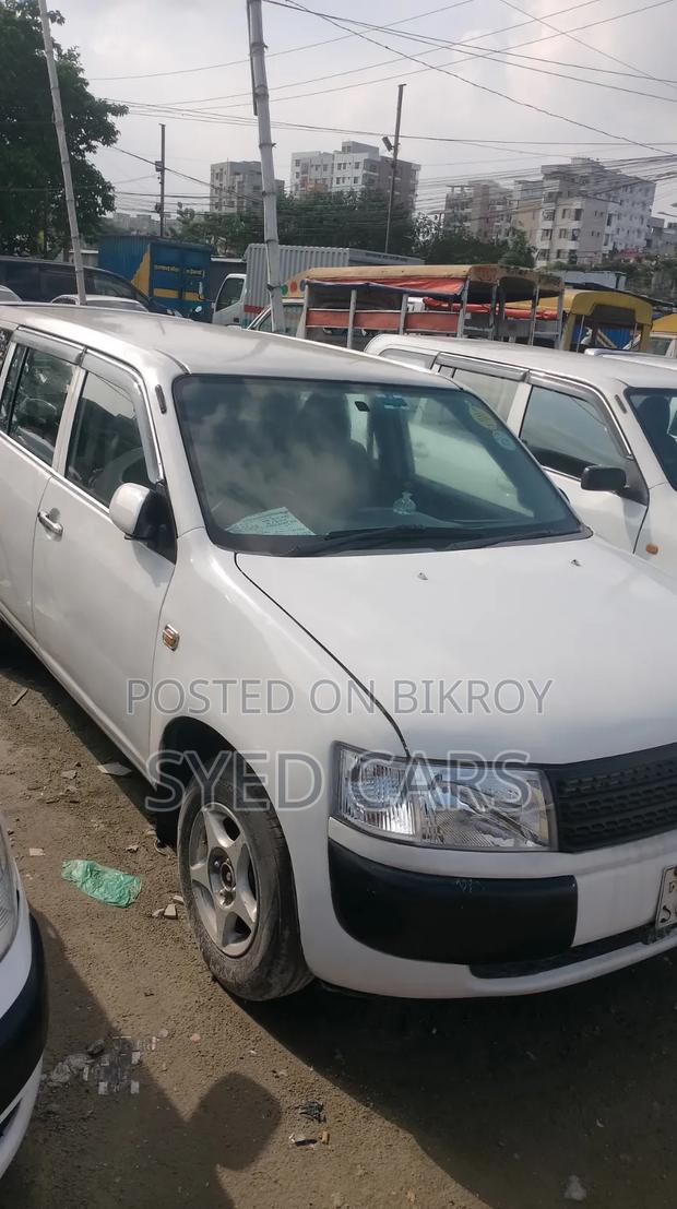 Toyota Probox 2005 White