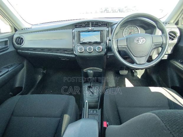 Toyota Axio 2021 Silver