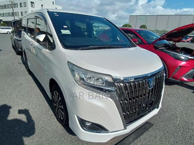 Toyota Esquire 2021 Pearl