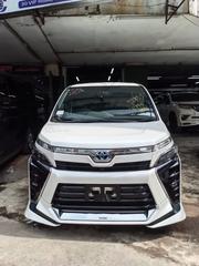 Toyota Voxy 2021 Pearl for sale