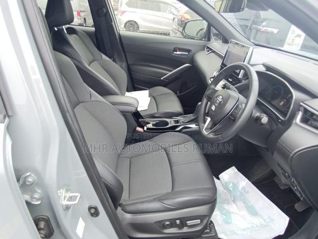 Toyota Corolla Cross 2024 Gray