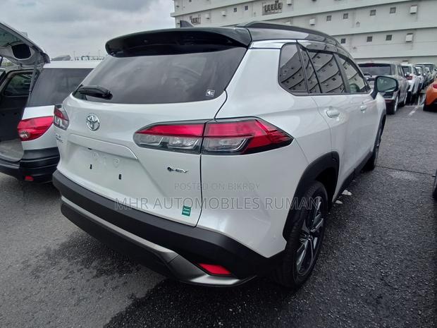 Toyota Corolla Cross 2024 Pearl