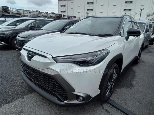 Toyota Corolla Cross 2024 Pearl