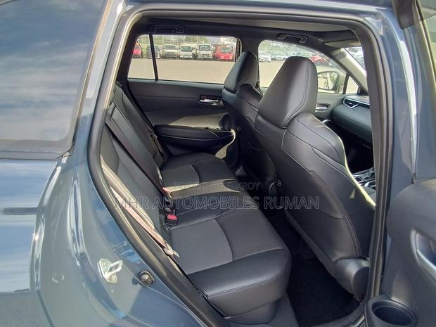 Toyota Corolla Cross 2025 Gray