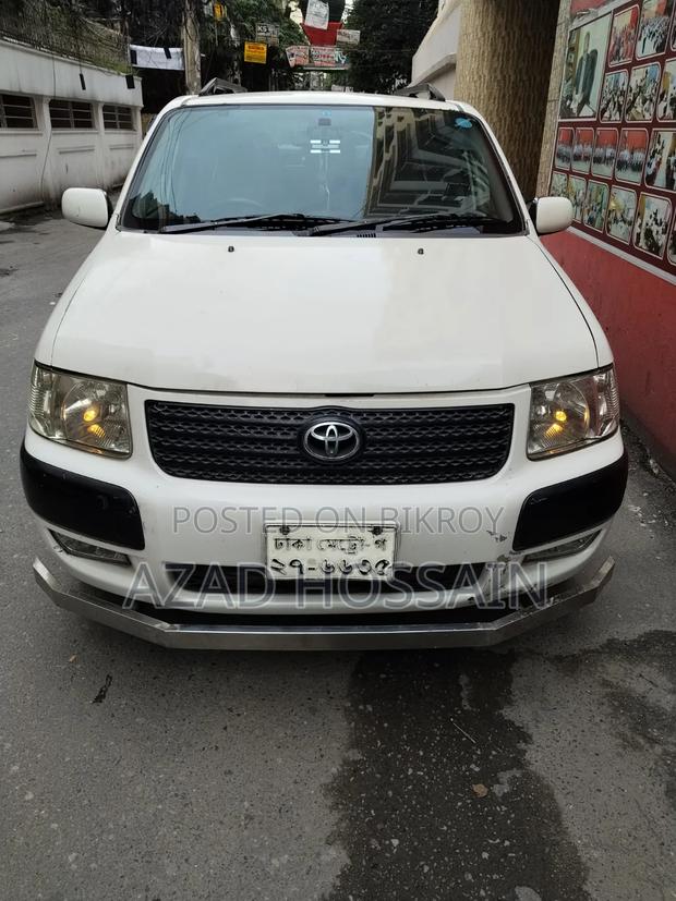 Toyota Succeed 2004 White