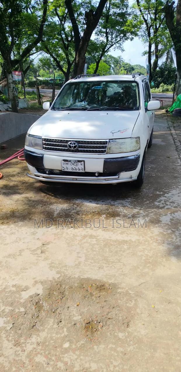Toyota Probox 2004 White