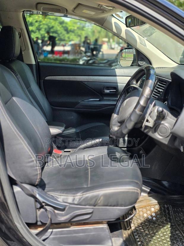Mitsubishi Outlander 2013 Black