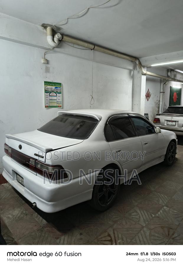 Toyota Corolla 2011 White