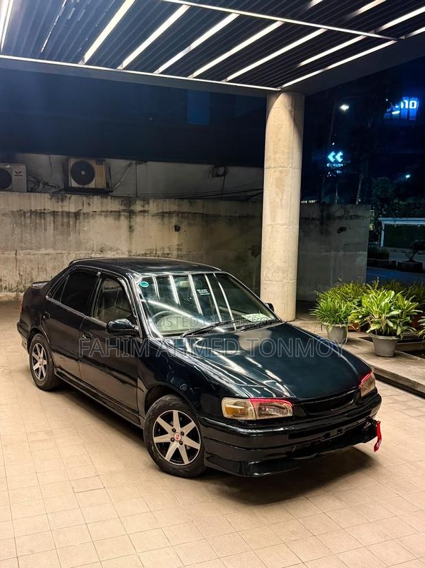 Toyota Corolla 1.3 Sedan 1996 Green