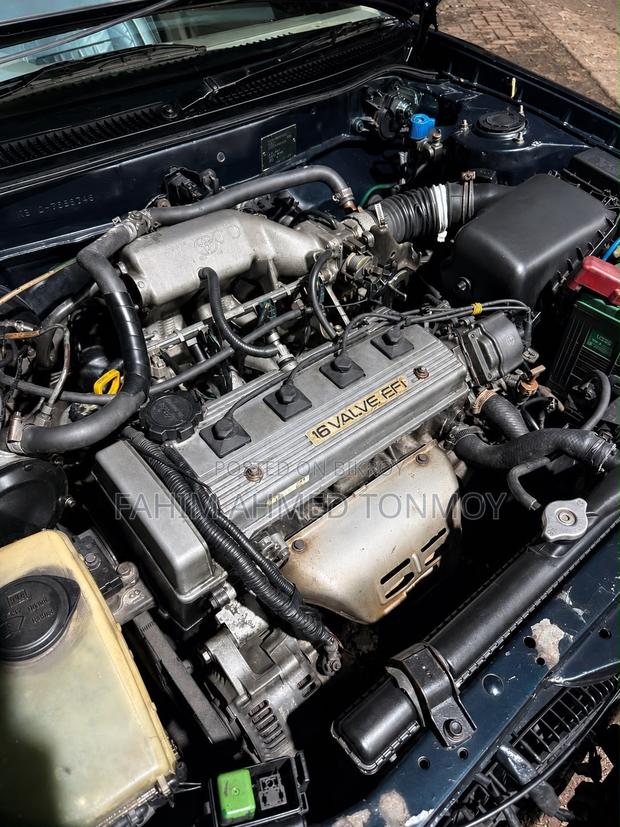 Toyota Corolla 1.3 Sedan 1996 Green
