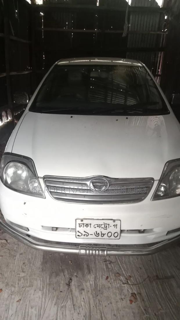 Toyota Corolla 2003 White