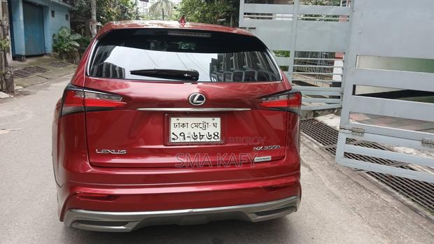 Lexus NX 300h AWD 2015 Red