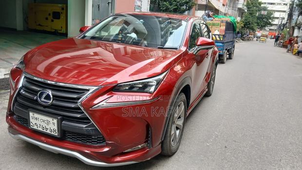 Lexus NX 300h AWD 2015 Red