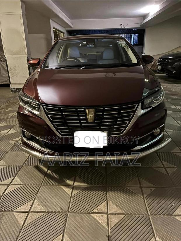 Toyota Premio 1.5 FWD 2019 Maroon