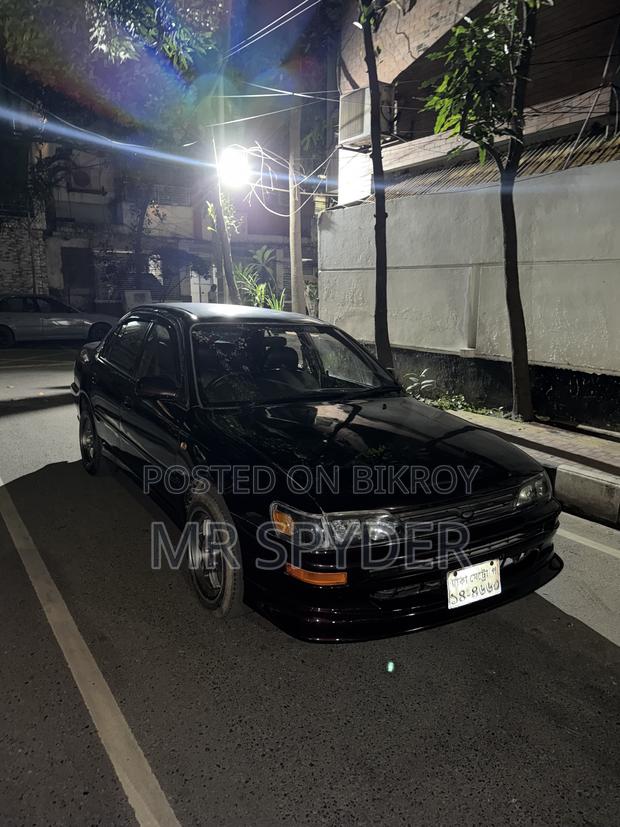 Toyota Corolla Sedan 1996 Maroon