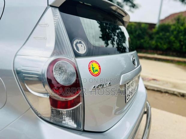 Toyota Aqua 2012 Silver
