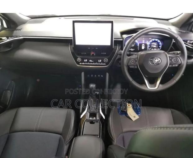 Toyota Corolla Cross 2023 Pearl