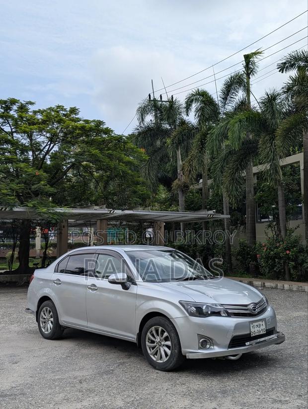 New Toyota Axio 1.5 G 2WD 2012 Silver
