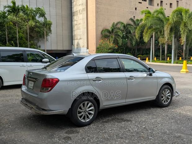 New Toyota Axio 1.5 G 2WD 2012 Silver
