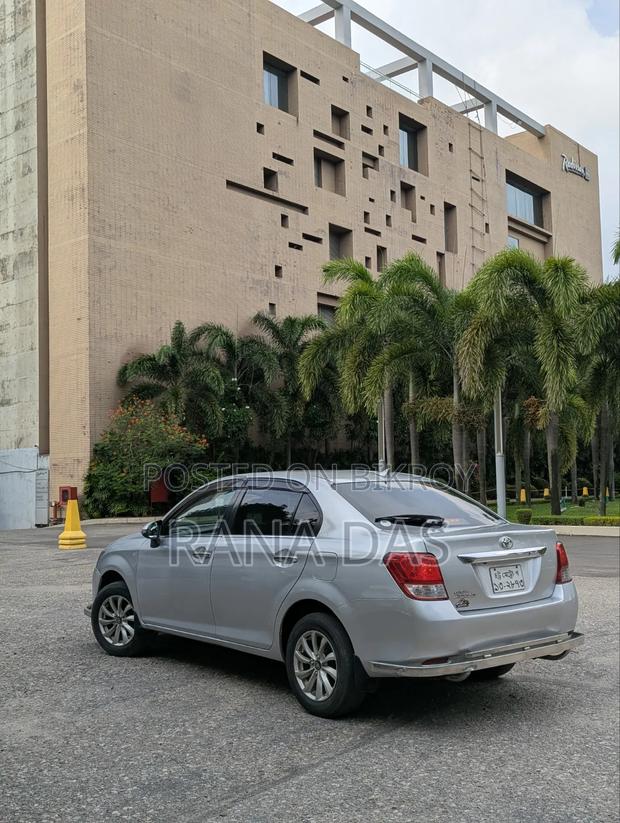 New Toyota Axio 1.5 G 2WD 2012 Silver