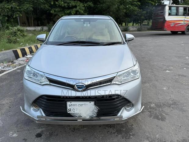 Toyota Axio 2015 Silver