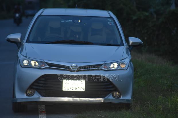 Toyota Corolla Fielder 1.5 Hybrid FWD 2016 Silver