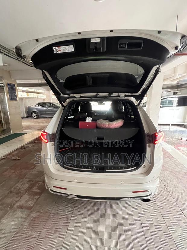 Toyota Harrier Hybrid Premium 2018 Pearl
