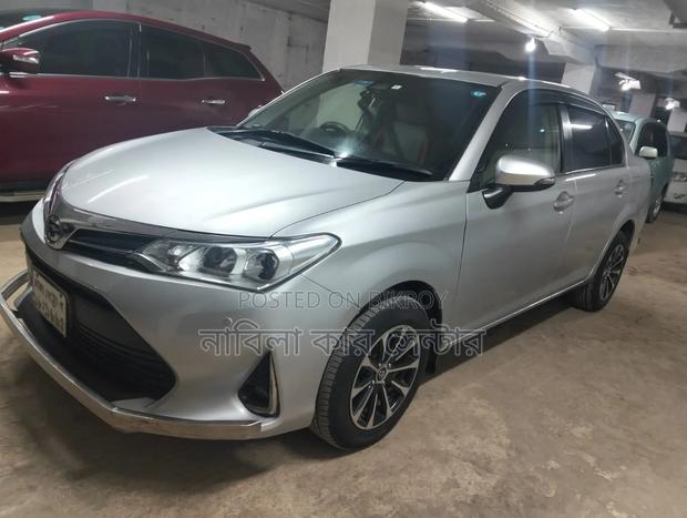 Toyota Axio 2018 Silver