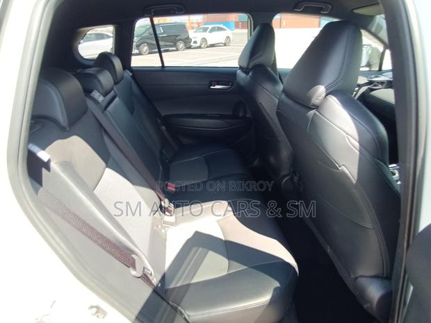 Toyota Corolla Cross 1.8 Hybrid FWD 2021 Pearl