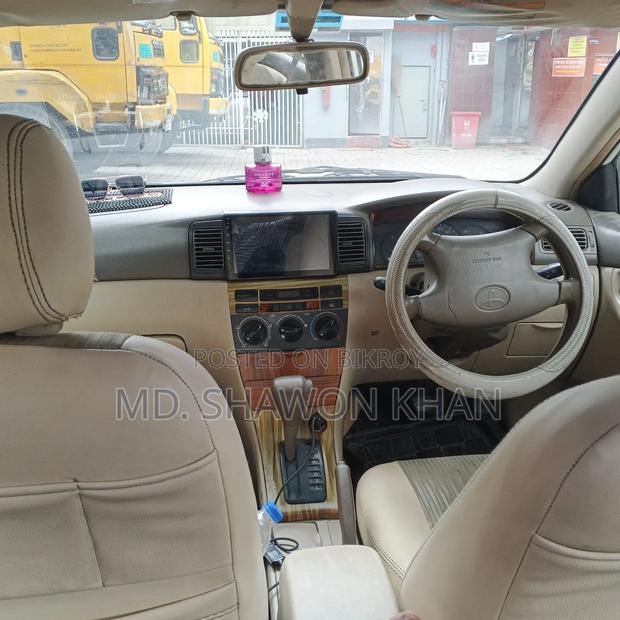 Toyota Corolla 2001 White