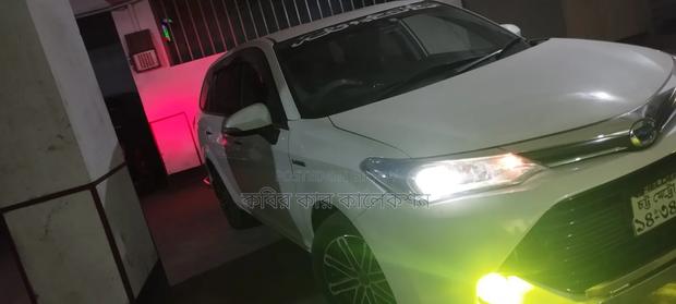 Toyota Corolla Fielder 2017 White