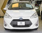 Toyota Aqua 2015 White for sale