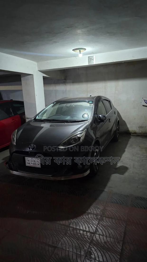 Toyota Aqua 2020 Black