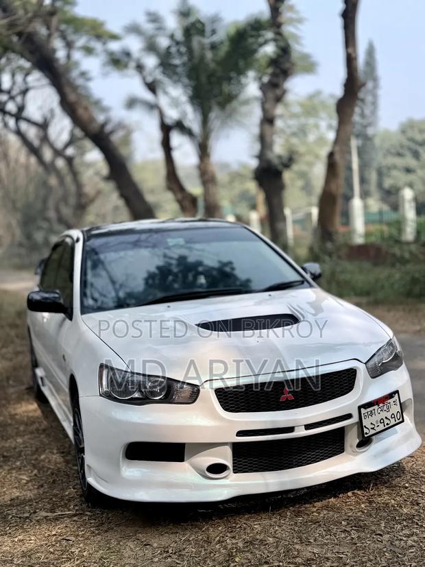 Nissan Sunny 2008 White