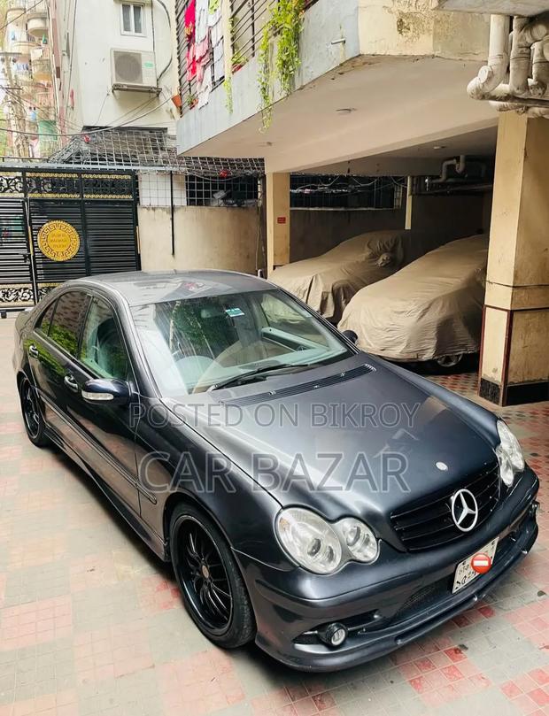 Mercedes-Benz C200 2001 Beige