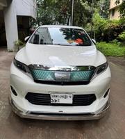Toyota Harrier 2.0 2016 White for sale