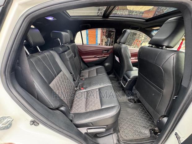 Toyota Harrier 2.0 2016 White