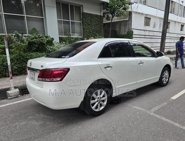 Toyota Premio 2019 Pearl