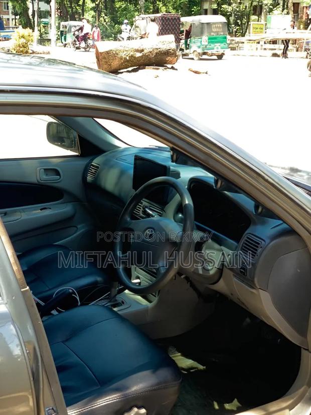 Toyota Corolla 1998 Silver